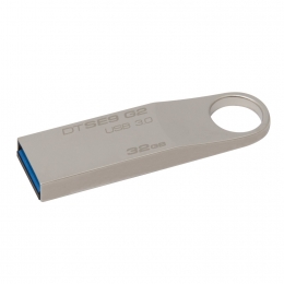 Фото USB-накопитель Kingston DataTraveler SE9 G2 32GB (DTSE9G2/32GB)
